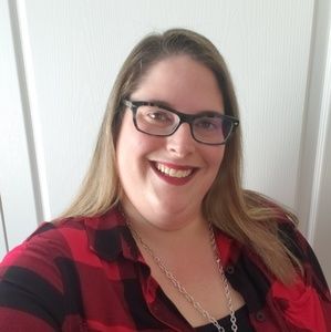 Meet your Posher, Carrie